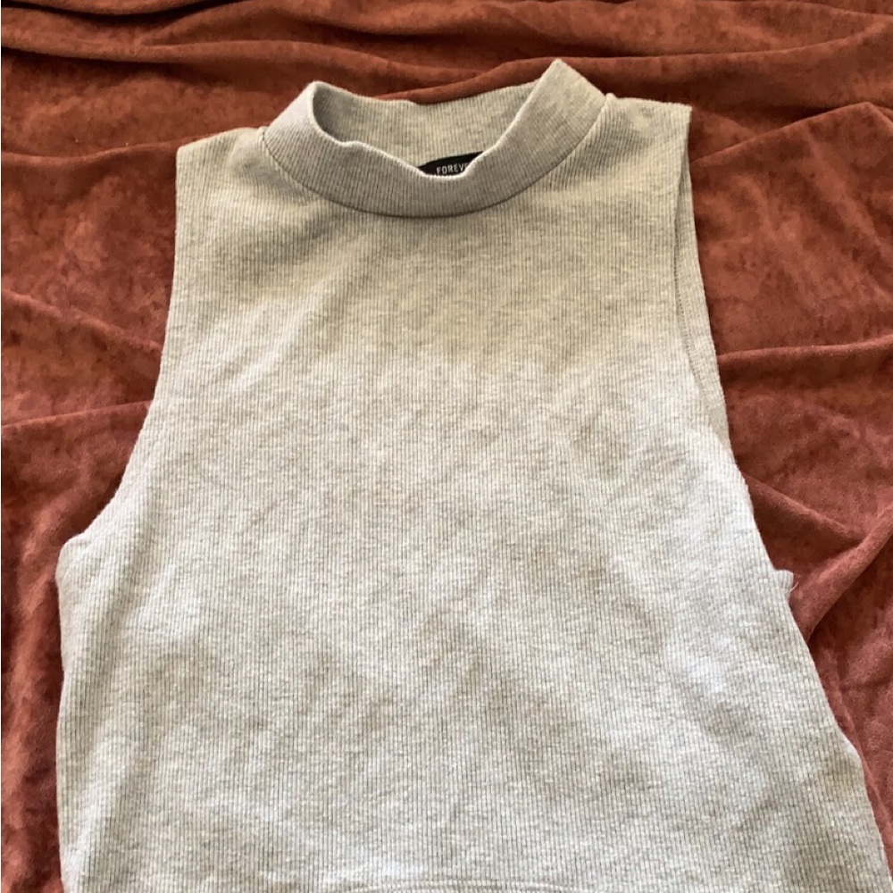 Forever 21 Brand New Grey Cropped Mock Neck Tank